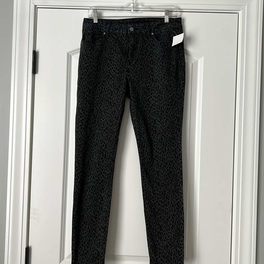 NWT Leopard Jeggings Size 4